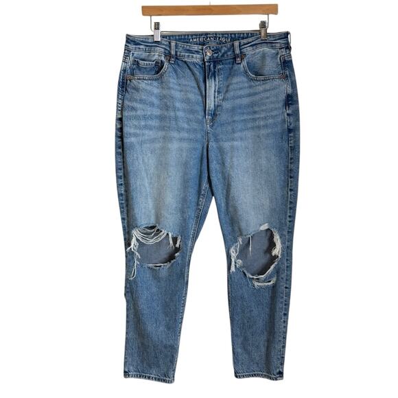 American Eagle Distressed Mom Jeans High Rise Denim Pants Women’s Size 14 - Picture 1 of 12